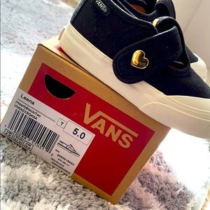 The was Velcro heart van slip on shoes